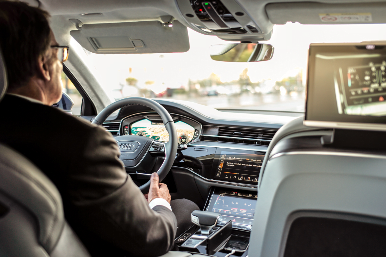 Artificial Intelligence in Electric Cars by 2025