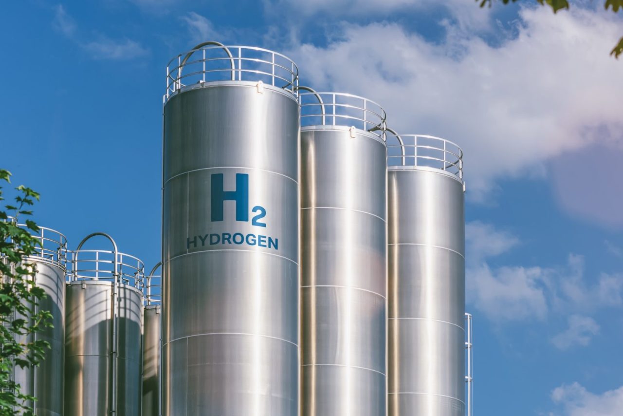 German-Italian Energy Talk in Rimini über den Southern Hydrogen Corridor, die Integration der Energiemärkte und die Rolle Italiens und Deutschlands bei der Entwicklung des europäischen Wasserstoffmarktes.
